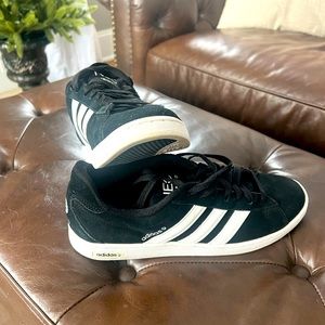 Adidas Men’s Neo Suede Sneakers Size 9